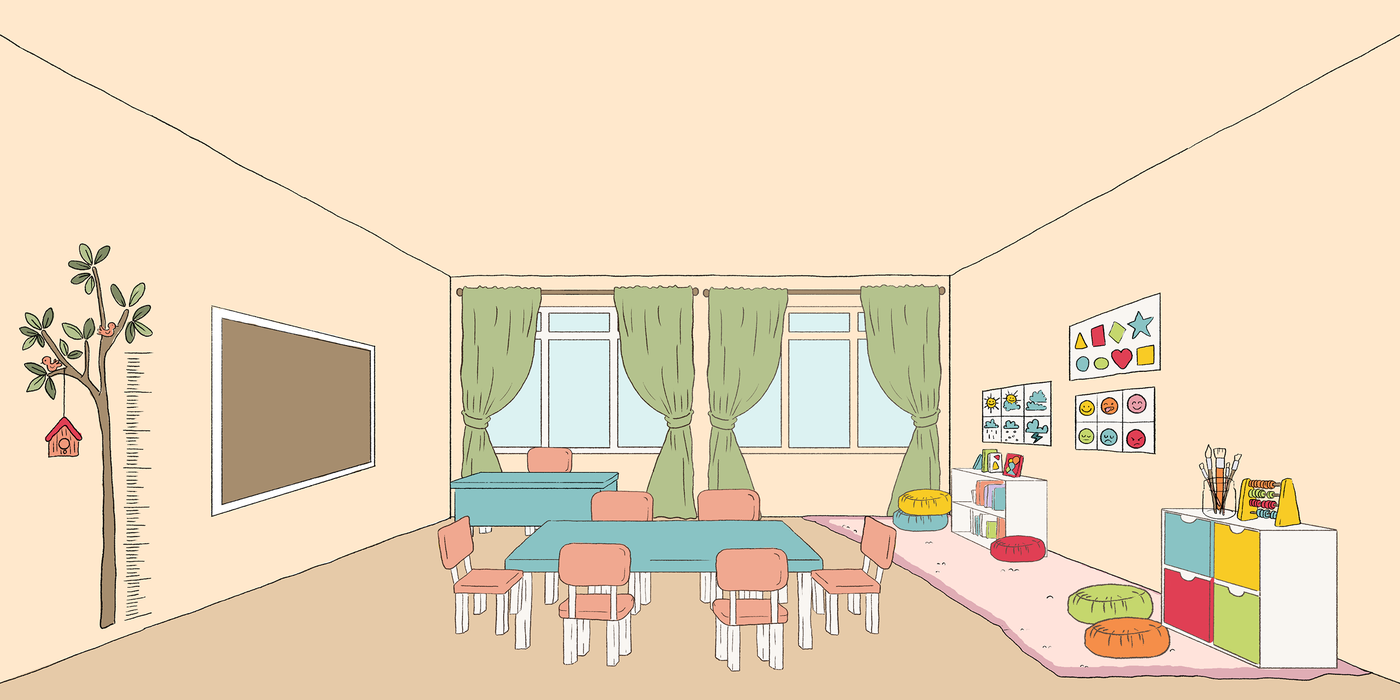 El aula de clases: mesas celestes con sillas rosadas, ventanas con cortinas verdes, un pizarrón, un árbol con una casita de pájaros pintado en la pared y almohadones de colores sobre una alfombra.